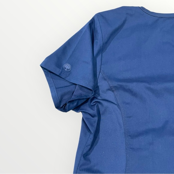 Purple Label NAVY Blue Scrub Top - Picture 6 of 14